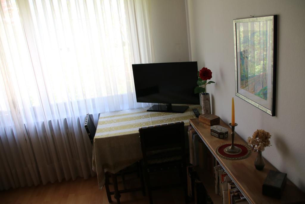 Bed And Breakfast Casa Romantica Arlesheim Quarto foto